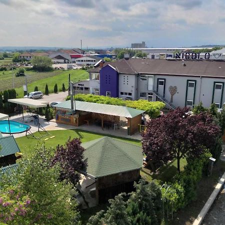 Kruševac Garni Hotel & Spa Nicolo מראה חיצוני תמונה