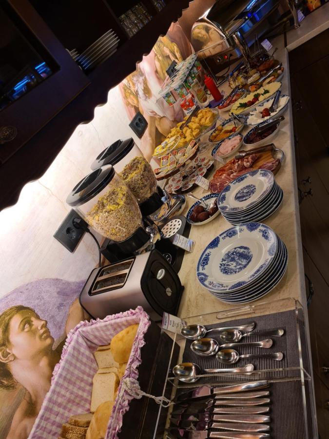 Kruševac Garni Hotel & Spa Nicolo מראה חיצוני תמונה