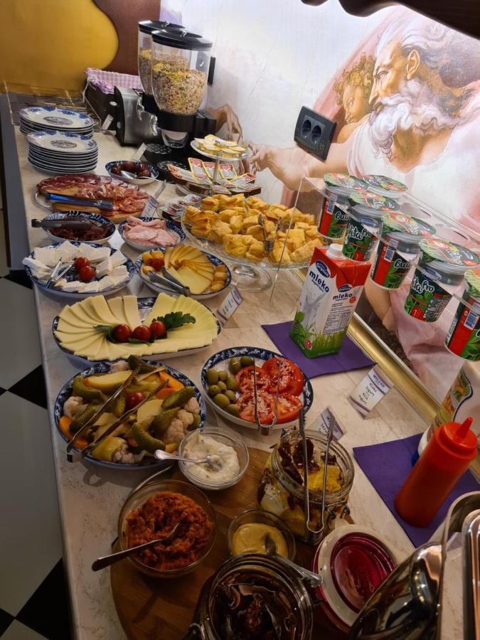 Kruševac Garni Hotel & Spa Nicolo מראה חיצוני תמונה