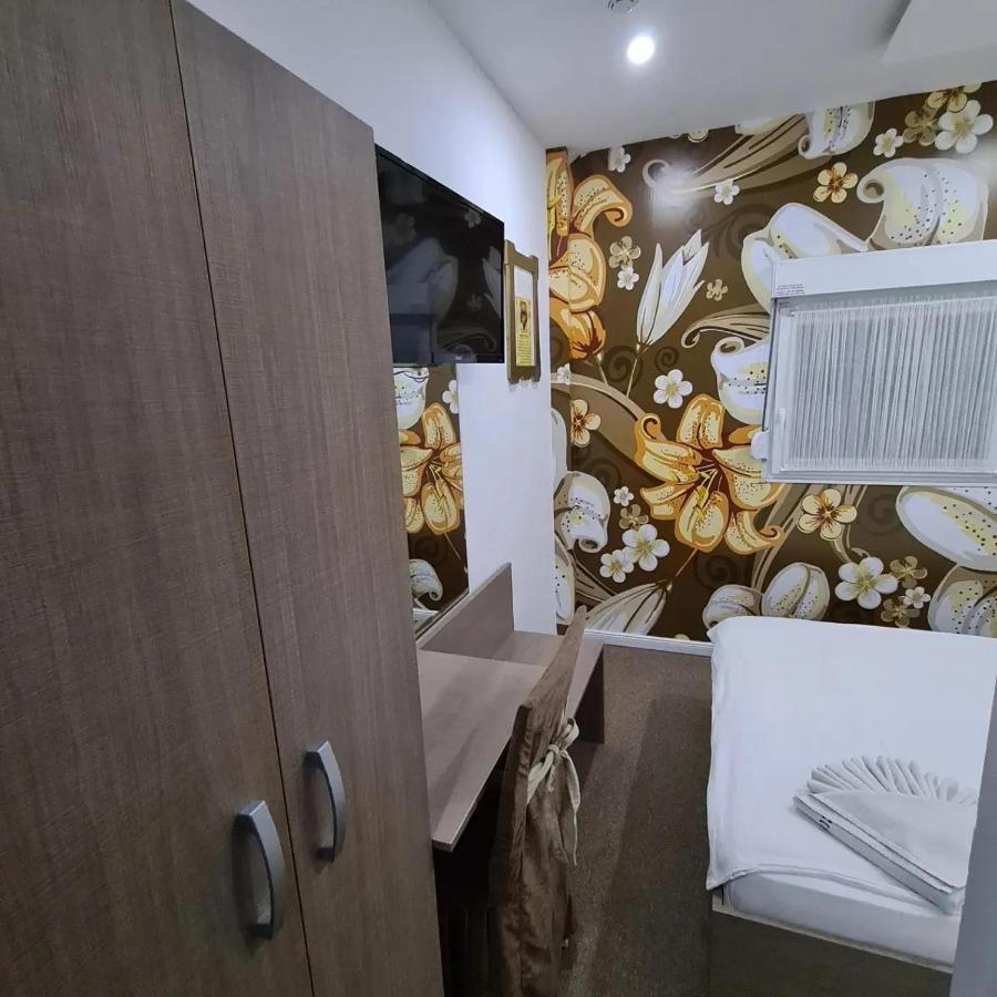 Kruševac Garni Hotel & Spa Nicolo מראה חיצוני תמונה
