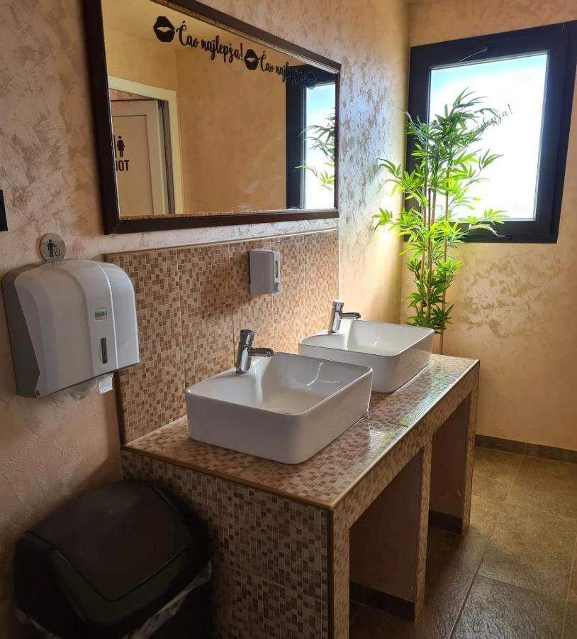 Kruševac Garni Hotel & Spa Nicolo מראה חיצוני תמונה